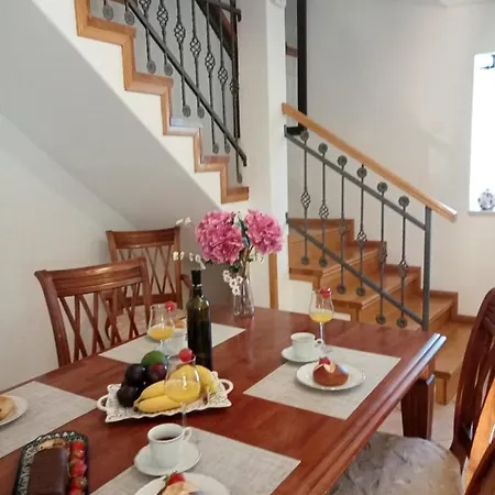 Nona Tamara With Astonishing Sea & Mountains View *