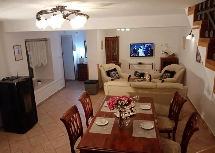 Nona Tamara With Astonishing Sea & Mountains View *