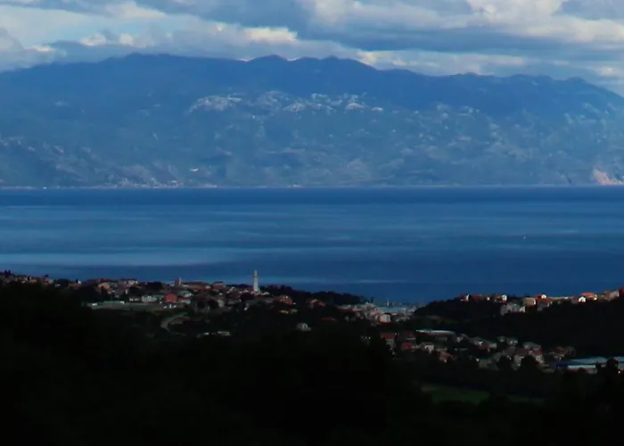 Willa Nona Tamara With Astonishing Sea & Mountains View *